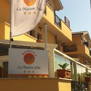 3* Hotel La Maison Jolie